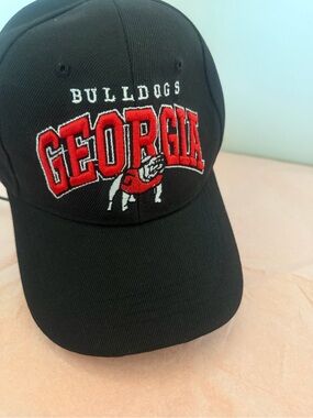 Georgia Bulldogs Black Baseball Cap with Red Embroidered Logo